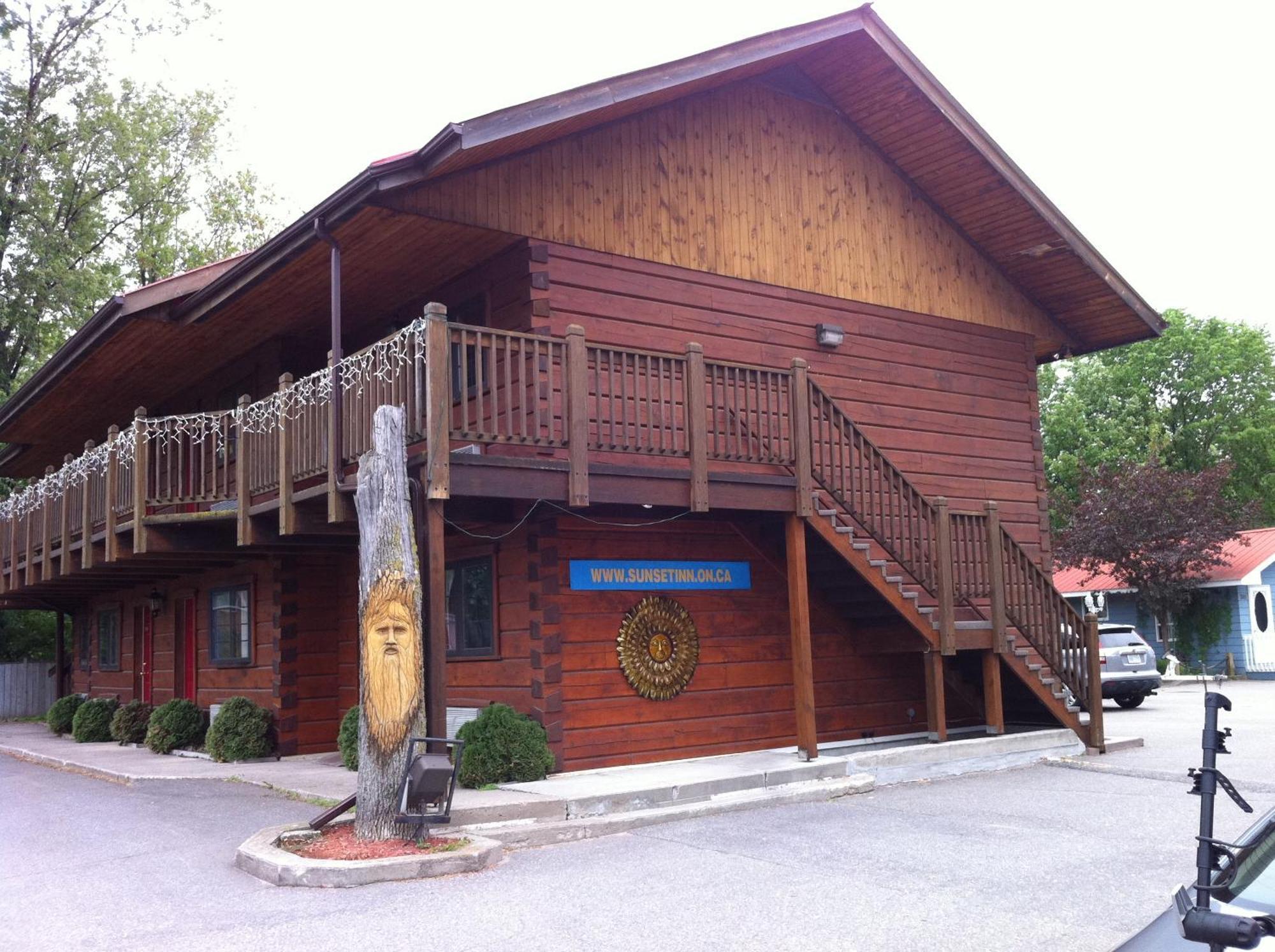 Sunset Inn North Bay Exterior foto